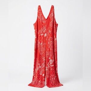 Cozy Cuddl Duds Flexwear V-Neck Jumpsuit - Size T2X, Vibrant Red Paisley